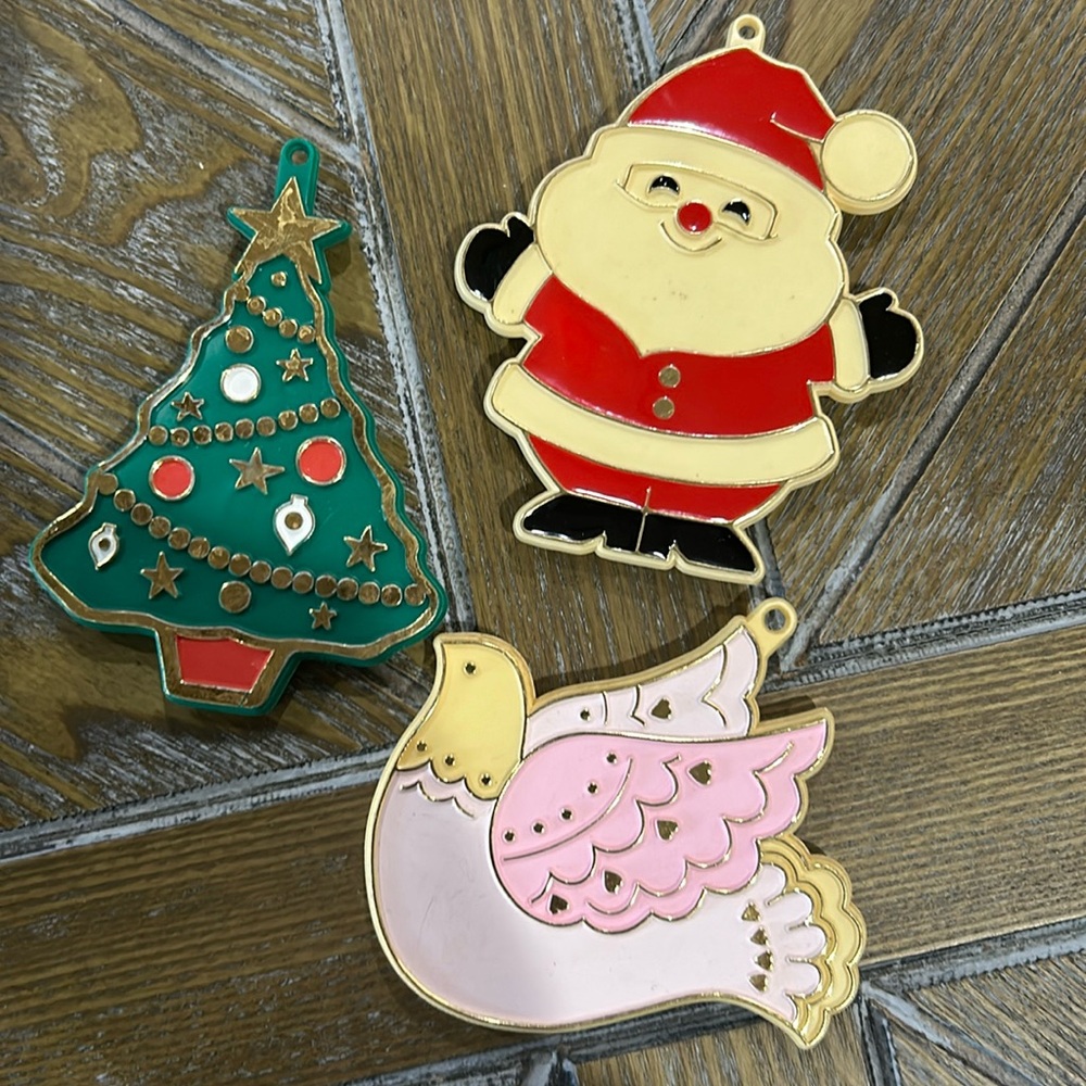 Vintage Santa Claus, tree, Dove Cookie Cutters Hallmark